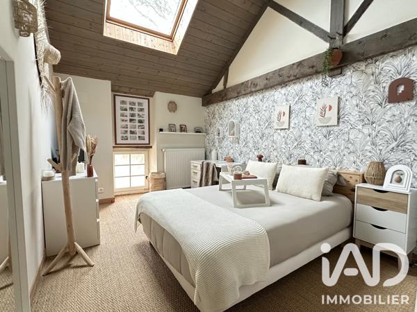 Maison à vendre 10 pièces 256 m² Saint-Étienne-de-Montluc