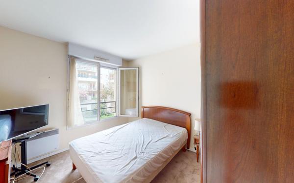 Appartement à vendre    3 pièces • 73,49 m2 Montrouge