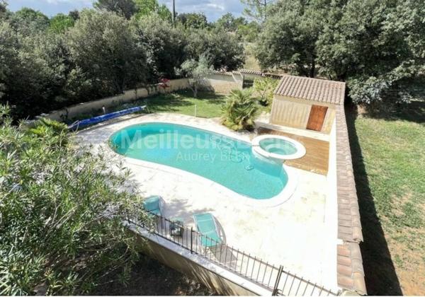 Superbe Villa de 200 m² dans la pinède