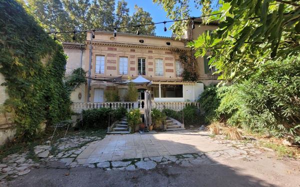 Maison à vendre    7 pièces •  Avignon