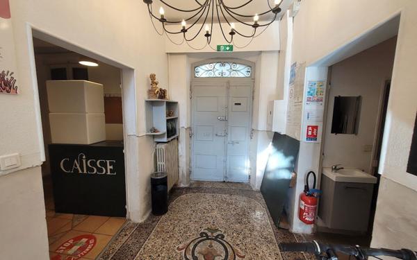 Maison à vendre    7 pièces •  Avignon