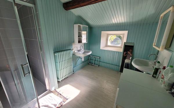 Maison à vendre    7 pièces •  Avignon