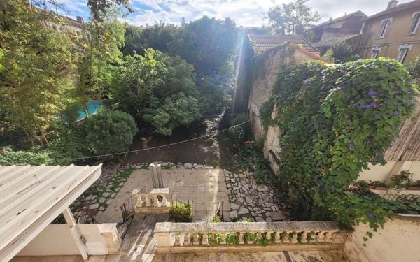 Maison à vendre    7 pièces •  Avignon