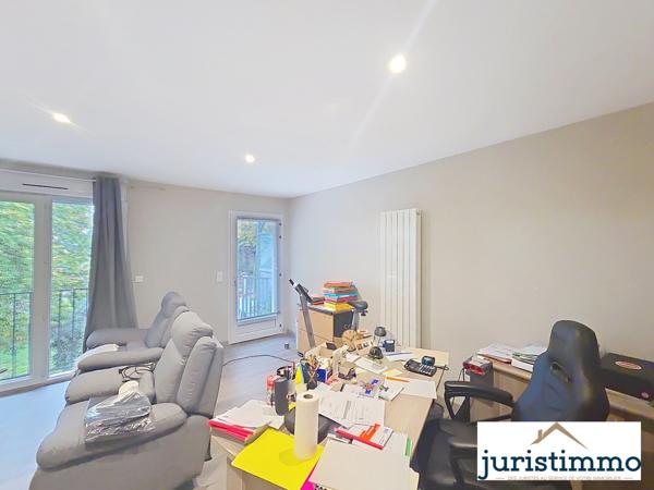 Travaillan (84850) PROPRIETE COMPOSEE D'UNE HABITATION PRINCIPALE, DEUX T2, UN ATELIER et DEUX GARAGES SUR 2000M² DE TERRAIN