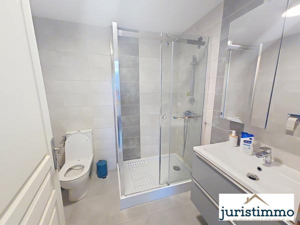 Travaillan (84850) PROPRIETE COMPOSEE D'UNE HABITATION PRINCIPALE, DEUX T2, UN ATELIER et DEUX GARAGES SUR 2000M² DE TERRAIN