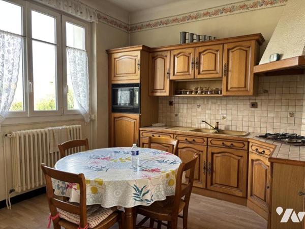 NANTES – BOURDONNIÈRES Nantaise non mitoyenne d'environ 111,50 m² habitables sur terrain de 406 m²