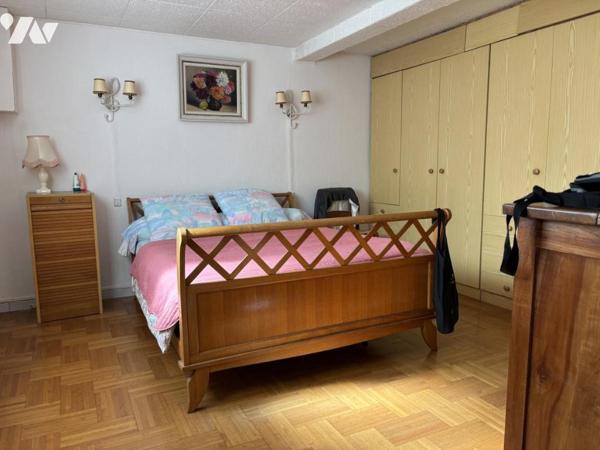 NANTES – BOURDONNIÈRES Nantaise non mitoyenne d'environ 111,50 m² habitables sur terrain de 406 m²