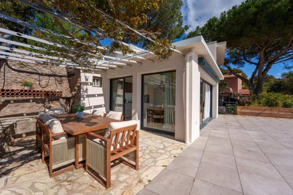 Vente Appartement de luxe Sète 4 Pièces 109 m²