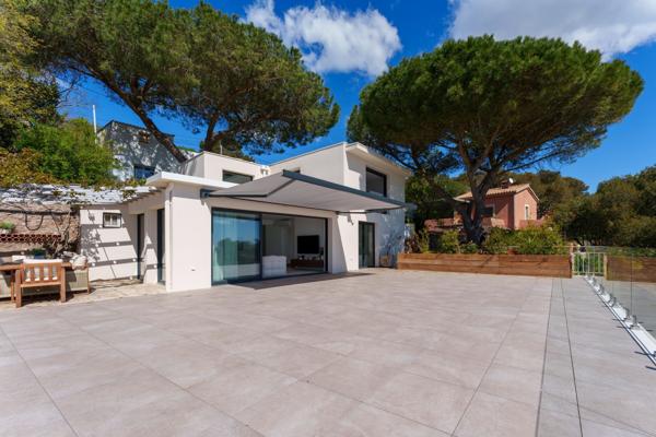 Vente Appartement de luxe Sète 4 Pièces 109 m²