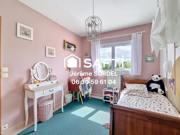 Maison T9 - 5 chambres - Blanquefort - 238m²