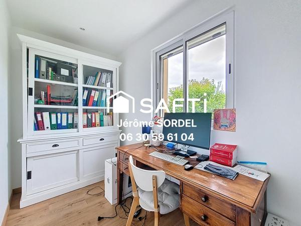 Maison T9 - 5 chambres - Blanquefort - 238m²