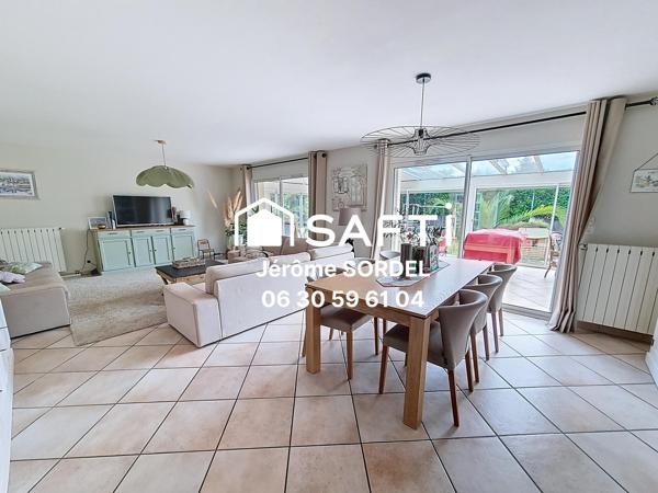 Maison T9 - 5 chambres - Blanquefort - 238m²