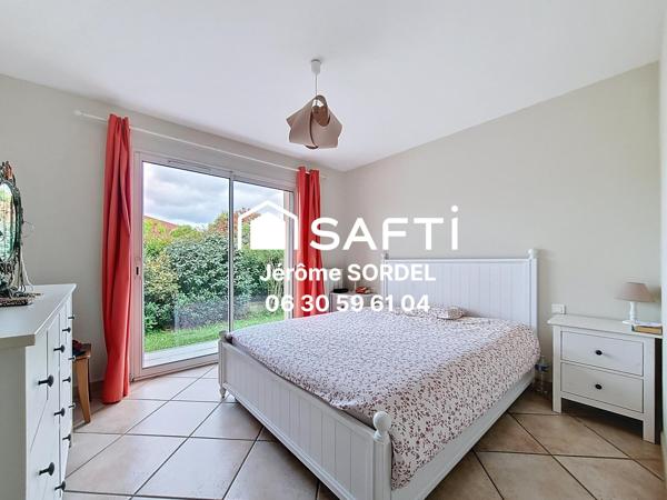 Maison T9 - 5 chambres - Blanquefort - 238m²