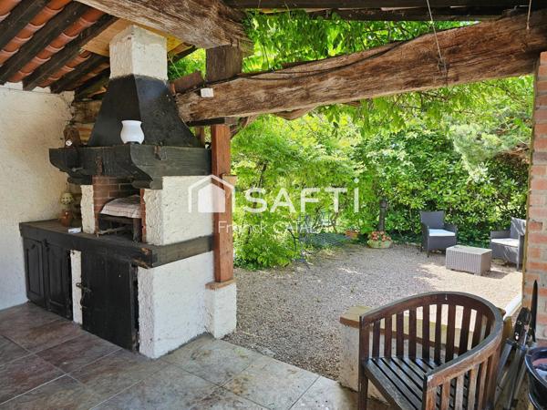 Cachet et vue Pyrénées pour cette propriété équestre