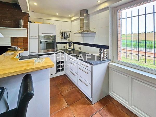 Cachet et vue Pyrénées pour cette propriété équestre