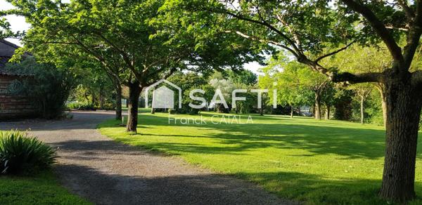 Cachet et vue Pyrénées pour cette propriété équestre