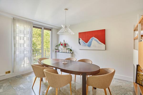A vendre - Neuilly-sur-Seine - Appartement au dernier étage avec terrasse arborée