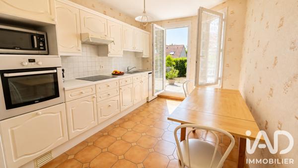 Maison à vendre 8 pièces 188 m² Noisy-le-Roi