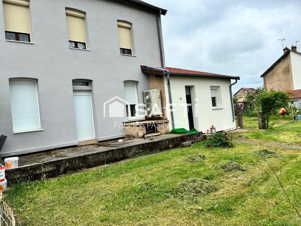 Maison 140 m² à rénover 2 garages terrain 550 m²