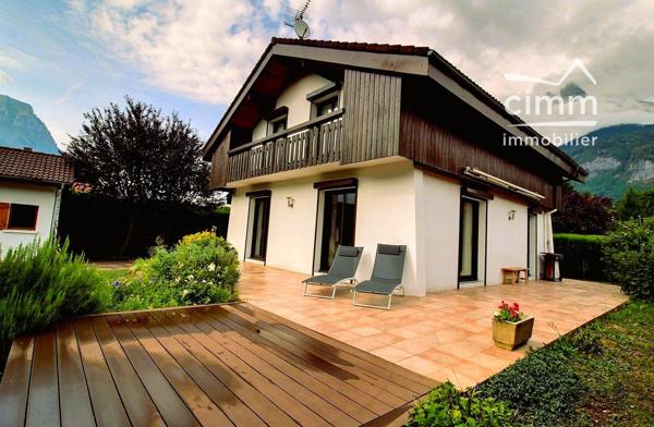 BELLE MAISON FAMILIALE 7 PIÈCES - TERRAIN ARBORÉ ET JOLIE VUE