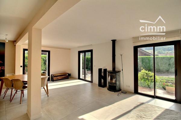 BELLE MAISON FAMILIALE 7 PIÈCES - TERRAIN ARBORÉ ET JOLIE VUE