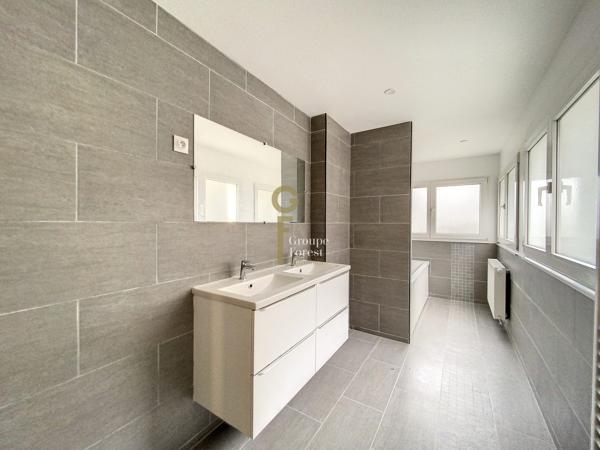 MAISON RENOVEE DANS SECTEUR PRISE