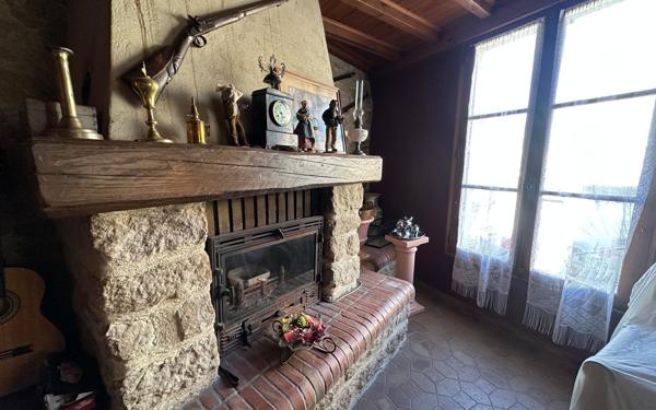 Maison à vendre    6 pièces •  Saint-Donat-sur-l'Herbasse