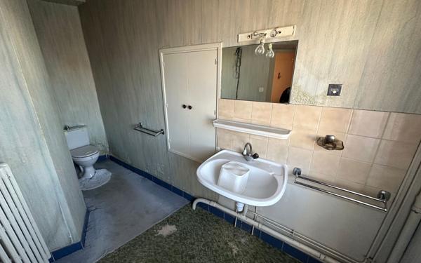 Maison à vendre    6 pièces •  Saint-Donat-sur-l'Herbasse