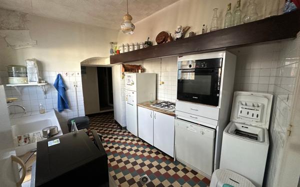 Maison à vendre    6 pièces •  Saint-Donat-sur-l'Herbasse