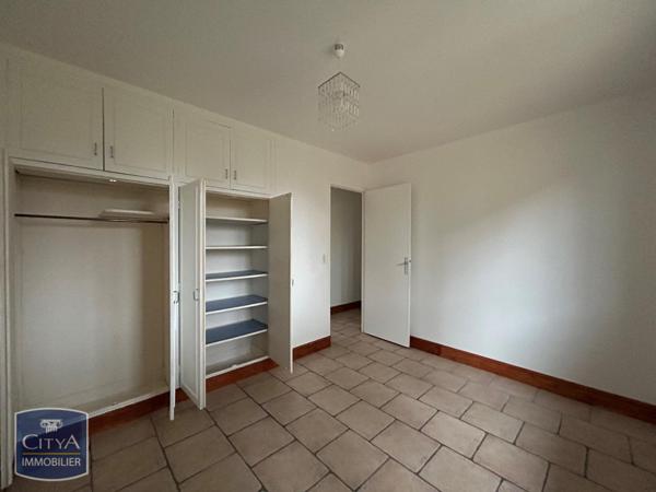 Maison à louer 6 pièces 135.75m² Orphin (78125)