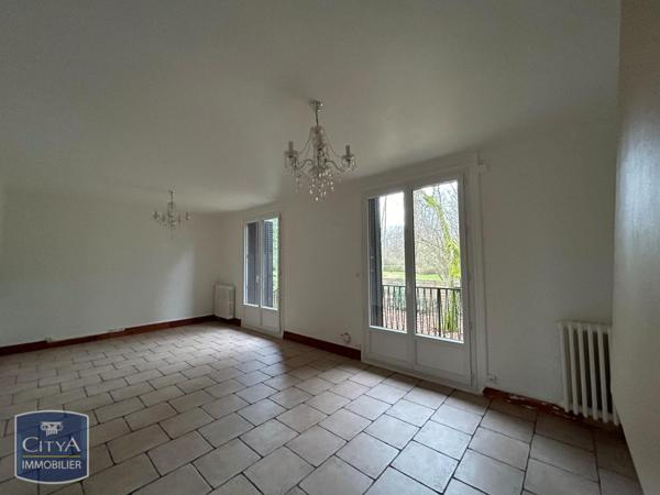 Maison à louer 6 pièces 135.75m² Orphin (78125)