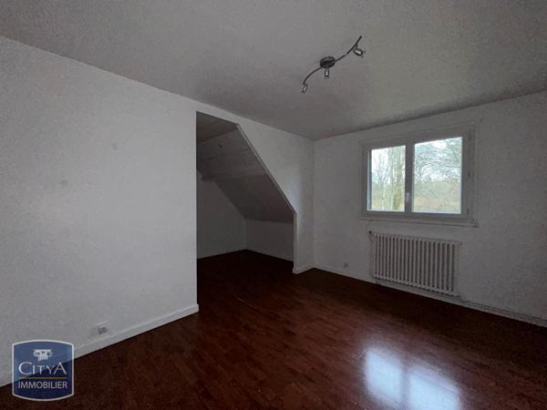 Maison à louer 6 pièces 135.75m² Orphin (78125)