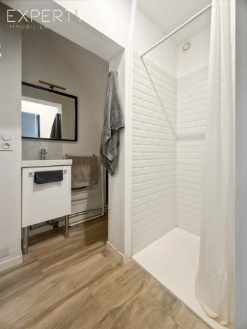 Studio rénové dans le quartier prisé des Beaux-Arts / Boutonnet