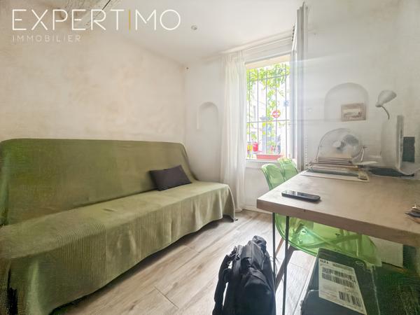 Studio rénové dans le quartier prisé des Beaux-Arts / Boutonnet