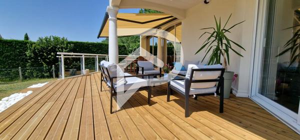 Maison 8 pièces 286.7 m2
