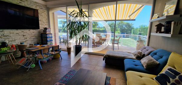 Maison 8 pièces 286.7 m2