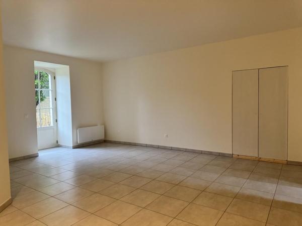 Appartement à louer 2 pièces - 55 m²