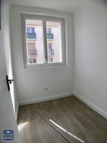 Appartement à louer 5 pièces 102.19m² Beauvais (60000)