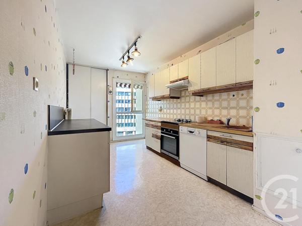 Appartement T5 à vendre  5 pièces - 118 m2 GUERET - 23