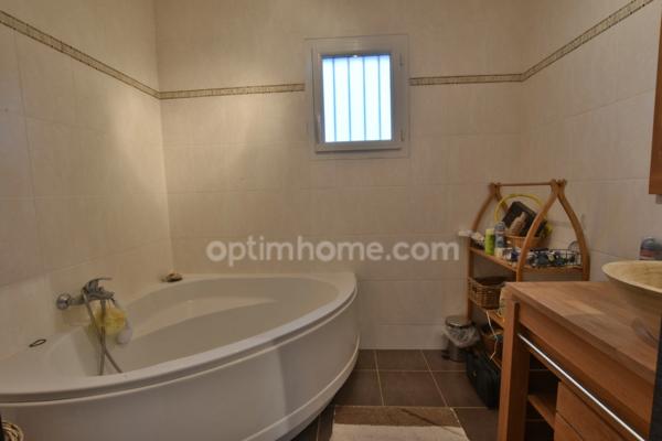 Maison familiale T6 avec terrasse sud-ouest et terrain clos – Proche Nuits Saint-Georges