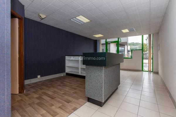 Vente Local commercial 135 m2 à Bourgoin-Jallieu