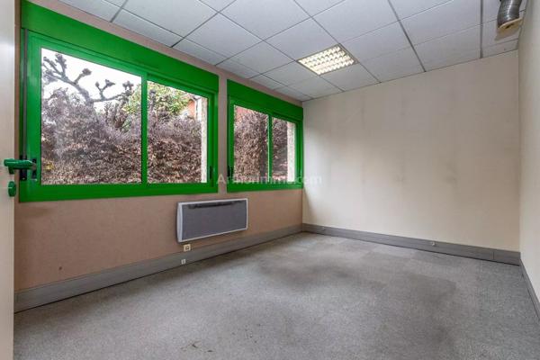 Vente Local commercial 135 m2 à Bourgoin-Jallieu