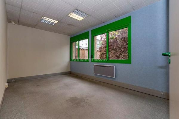 Vente Local commercial 135 m2 à Bourgoin-Jallieu