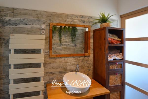 Appartement T3 traversant avec superbe terrasse vue mer et Notre Dame de la GARDE