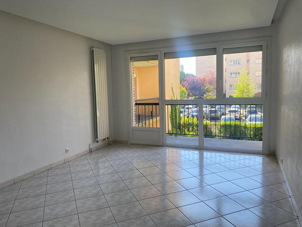 Appartement Maurepas 3 pièce(s) 68.58 m2