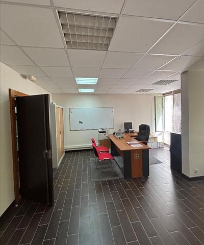 Bureaux à vendre de 240 m² - Paris 20e