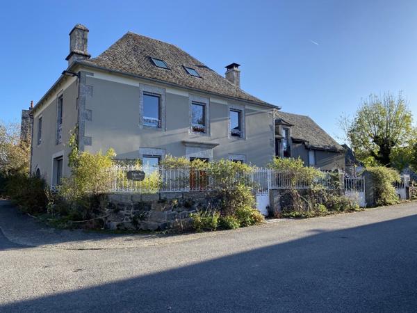 Pépite en Nord Aveyron : L'alliance parfaite du cachet et du confort - PROCHE LAGUIOLE Laguiole