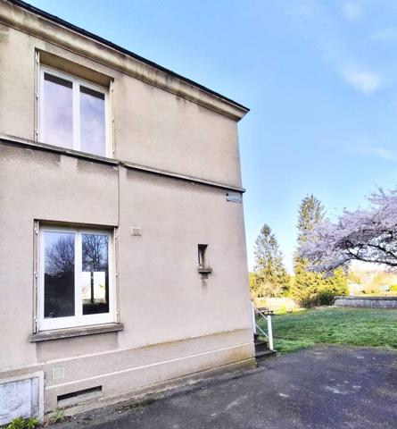Charmante maison d’environ 55 m² avec Une vue exceptionnelle sur le château et le Loir