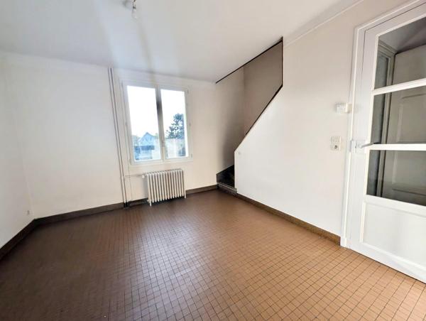 Charmante maison d’environ 55 m² avec Une vue exceptionnelle sur le château et le Loir