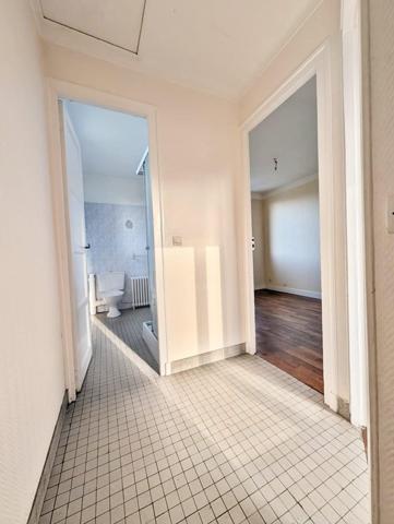 Charmante maison d’environ 55 m² avec Une vue exceptionnelle sur le château et le Loir